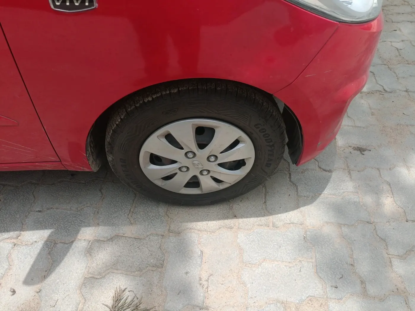2012 Hyundai i10 SPORTZ 1.2, Petrol, Manual, 44,707 km, tyre