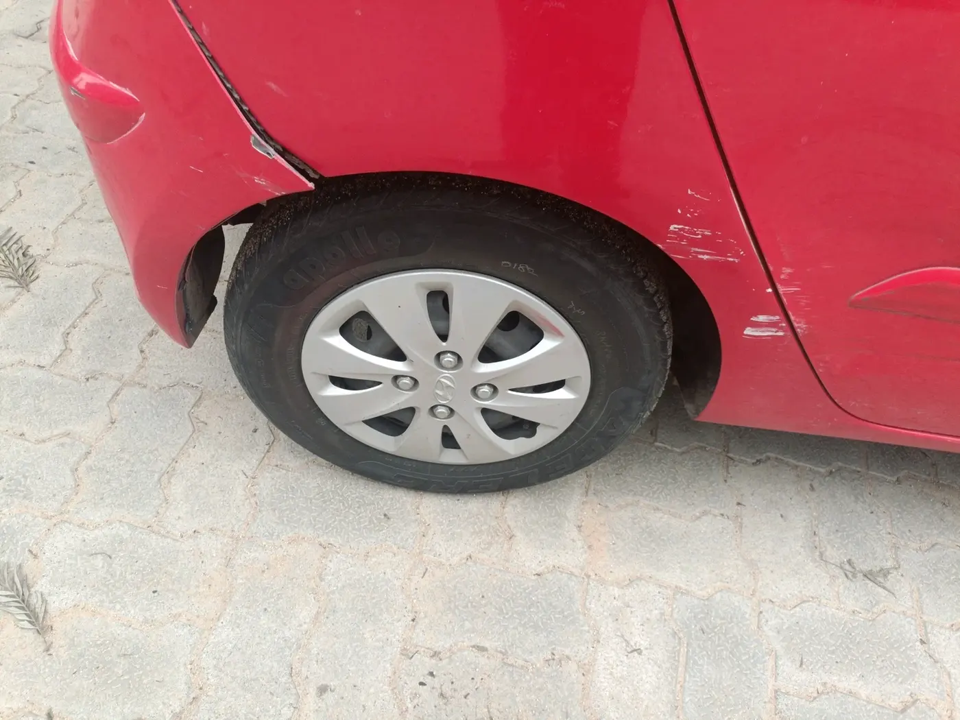 2012 Hyundai i10 SPORTZ 1.2, Petrol, Manual, 44,707 km, tyre