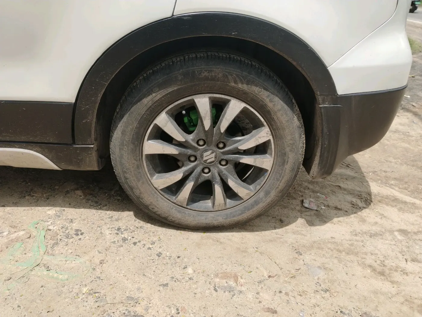2018 Maruti S Cross ALPHA 1.3, Diesel, Manual, 69,363 km, tyre