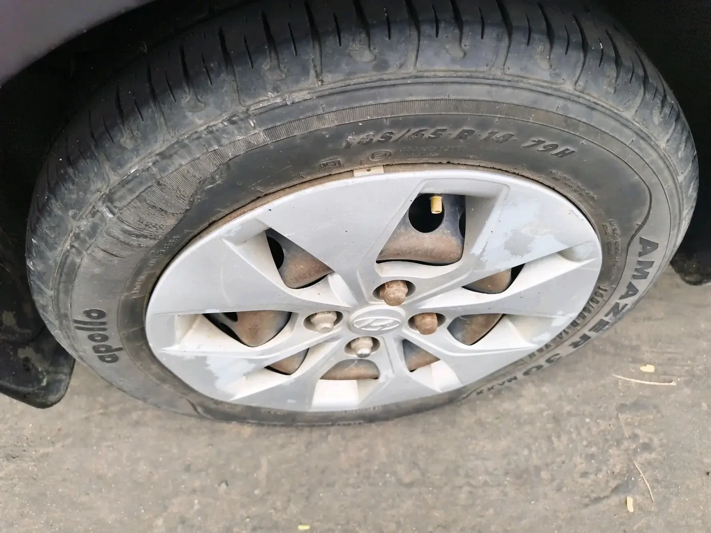 2019 Hyundai Xcent S 1.2, CNG, Manual, 1,37,139 km, tyre