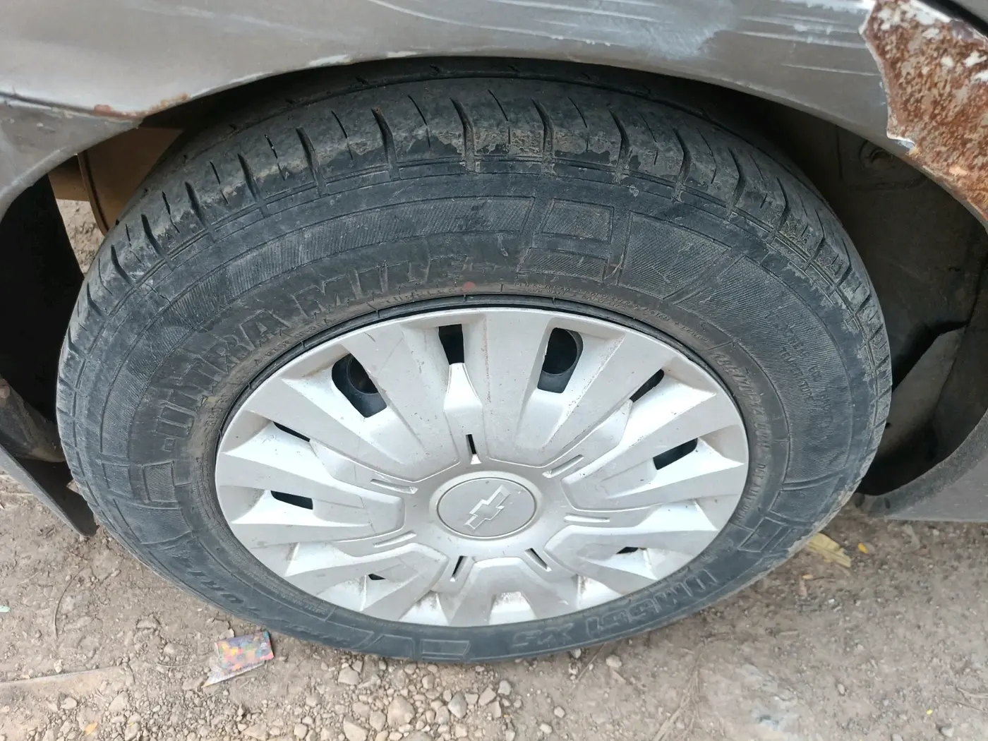 2014 Chevrolet Sail 1.2 BASE, Petrol, Manual, 1,05,562 km, tyre