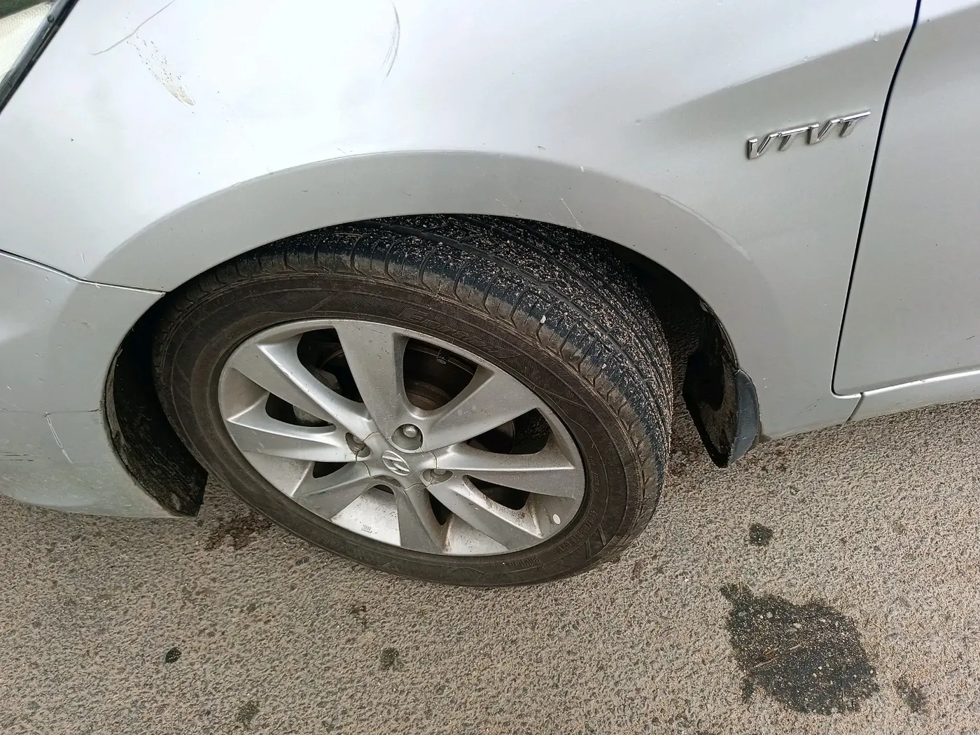 2013 Hyundai Verna FLUIDIC 1.6 VTVT SX, Petrol, Manual, 1,11,442 km, tyre