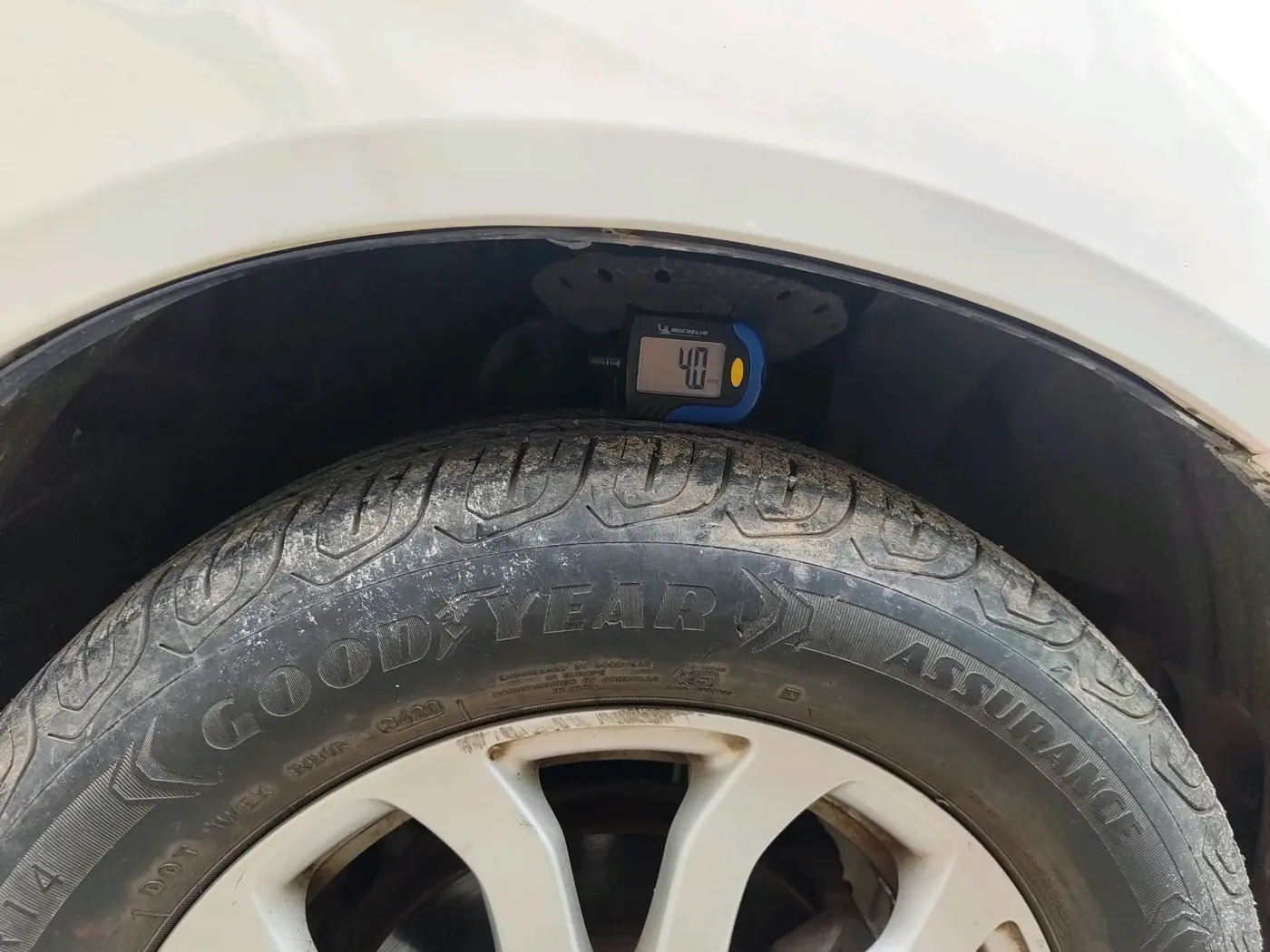 2013 Honda Amaze 1.2L I-VTEC VX AT, Petrol, Automatic, 82,508 km, tyre