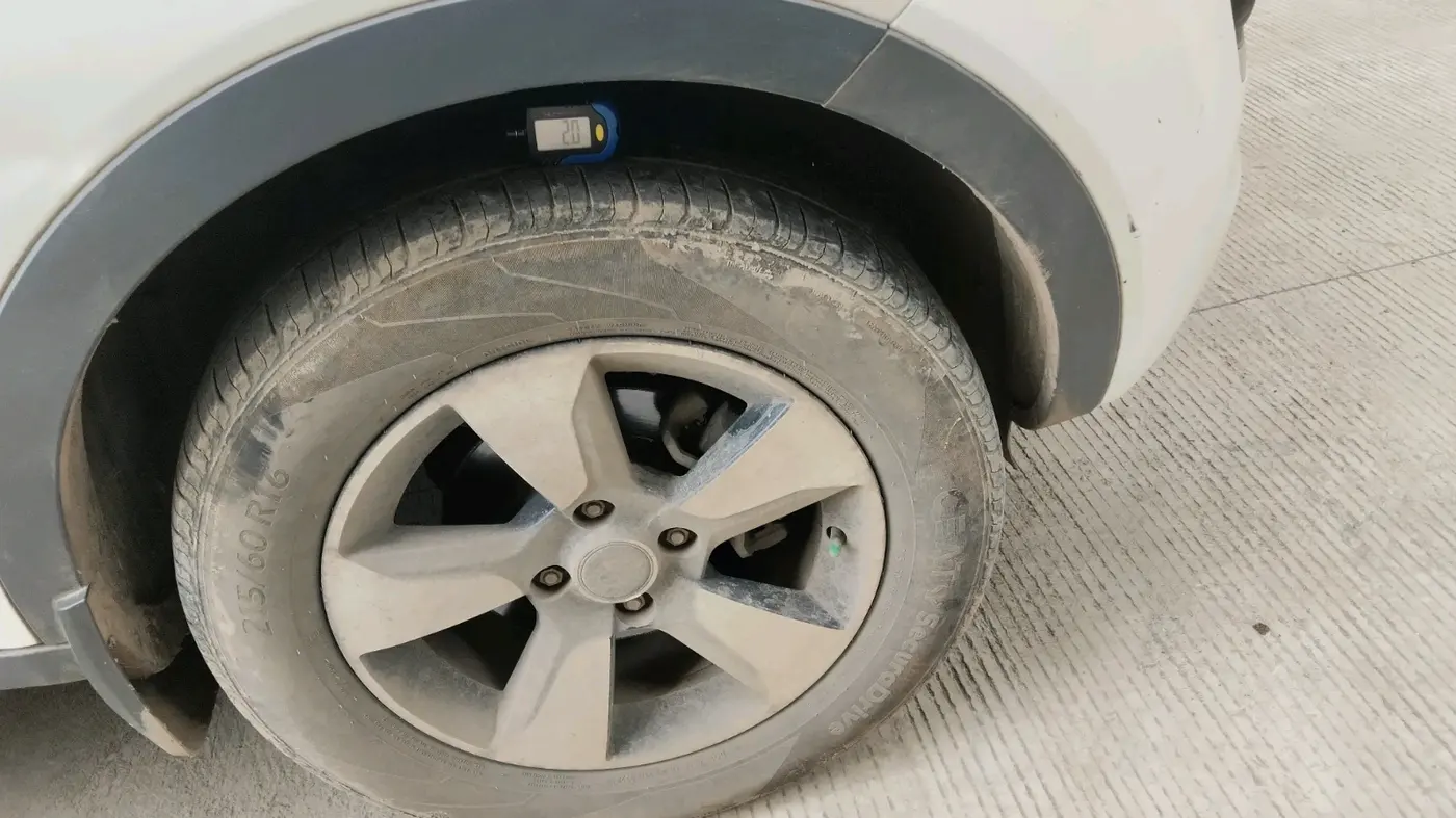 2019 Tata NEXON XMA DIESEL, Diesel, Automatic, 1,84,589 km, tyre