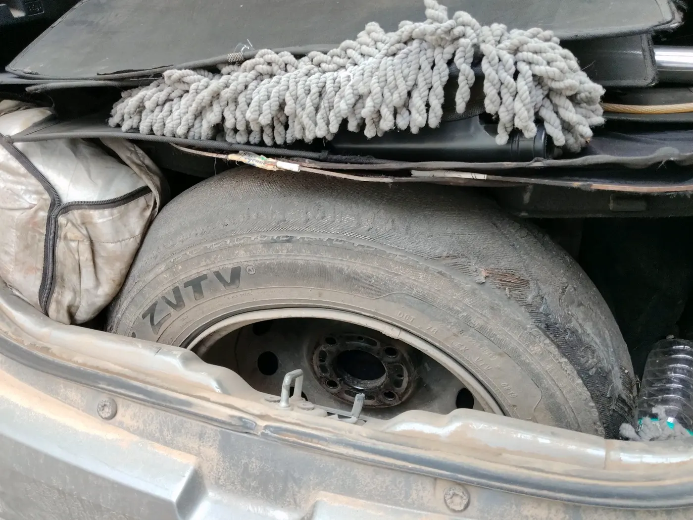 2019 Tata Tiago XZ PLUS PETROL, CNG, Manual, 97,871 km, tyre