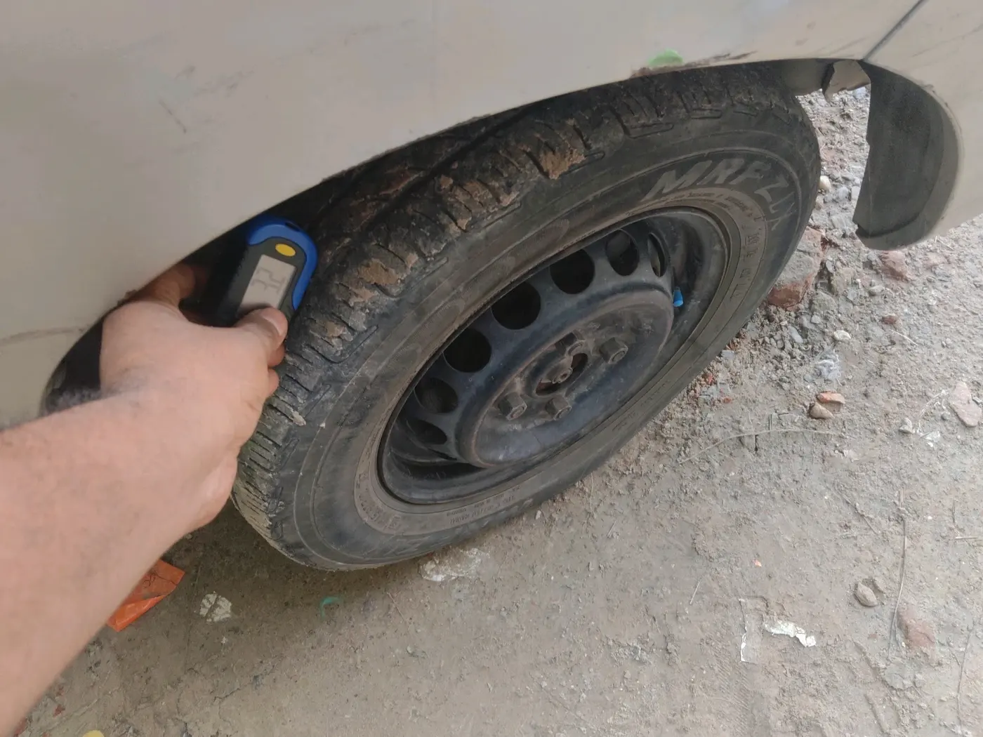 2013 Maruti Alto 800 VXI, Petrol, Manual, 60,112 km, tyre