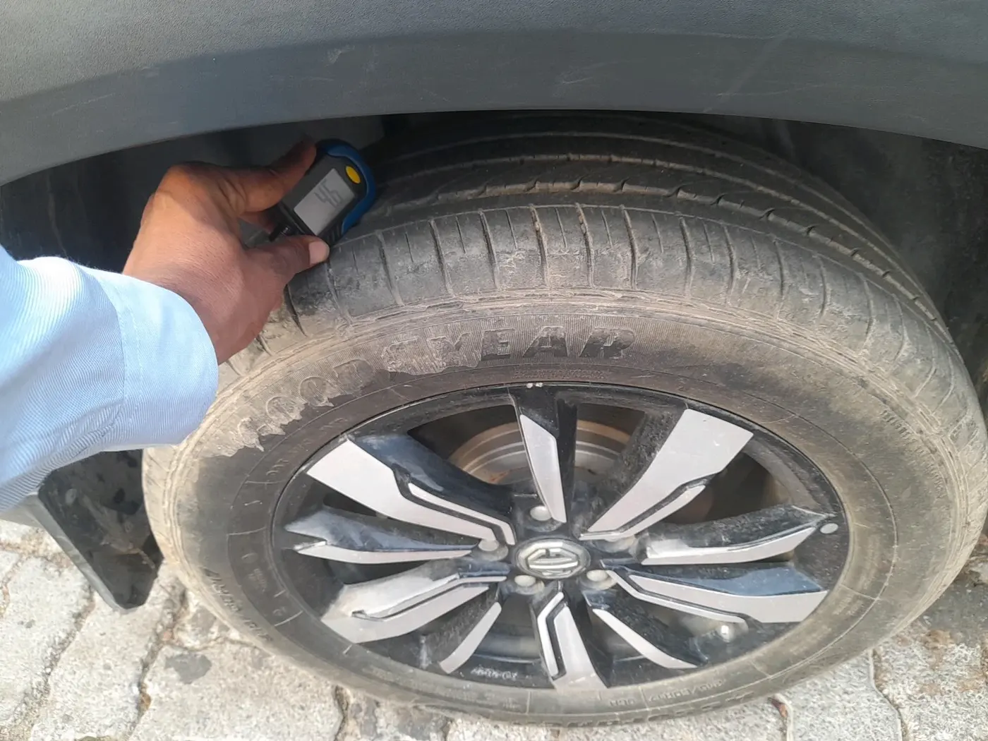 2020 MG HECTOR SMART HYBRID 1.5 PETROL, Petrol, Manual, 21,749 km, tyre