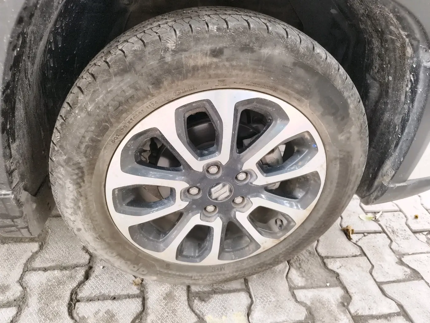 2024 Maruti Grand Vitara ZETA SMART HYBRID, Petrol, Manual, 16,948 km, tyre