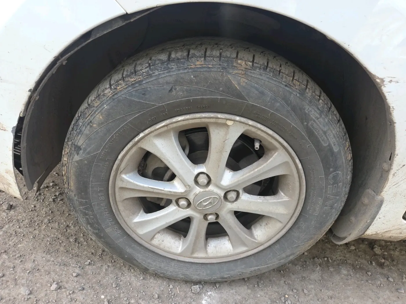 2014 Hyundai Grand i10 ASTA 1.1 CRDI, Diesel, Manual, 96,236 km, tyre