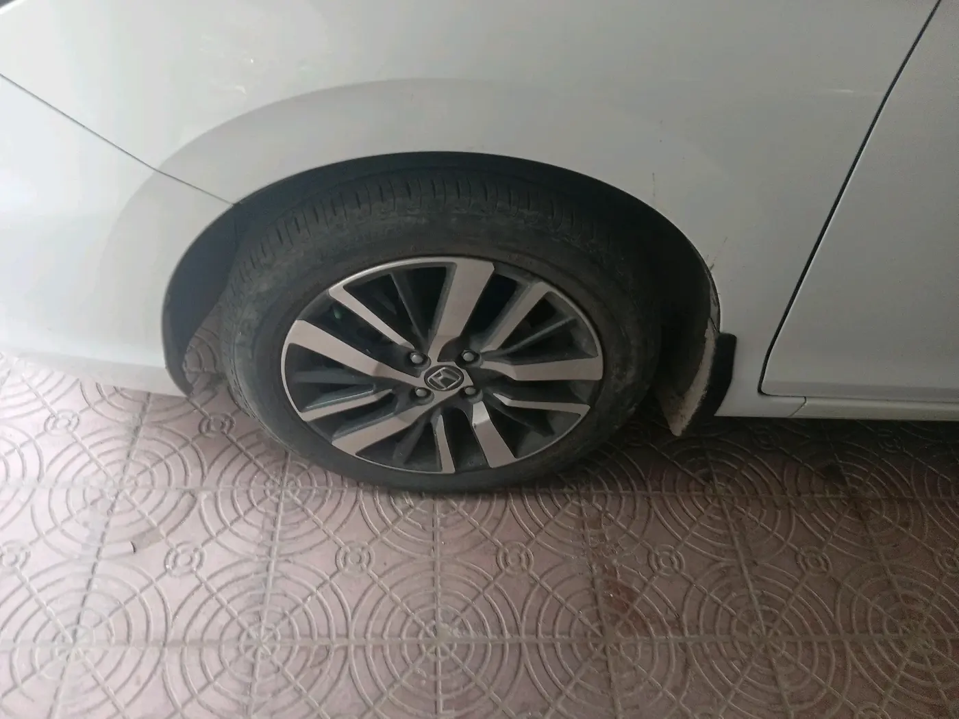 2021 Honda City 1.5L I-VTEC ZX CVT, Petrol, Automatic, 13,895 km, tyre
