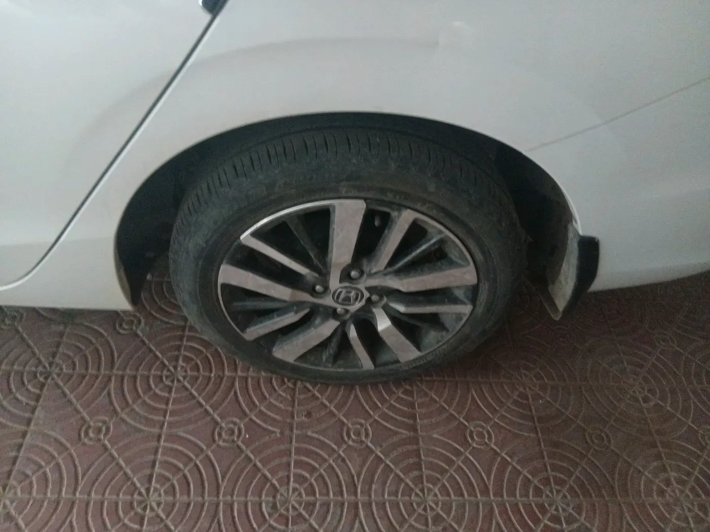 2021 Honda City 1.5L I-VTEC ZX CVT, Petrol, Automatic, 13,895 km, tyre