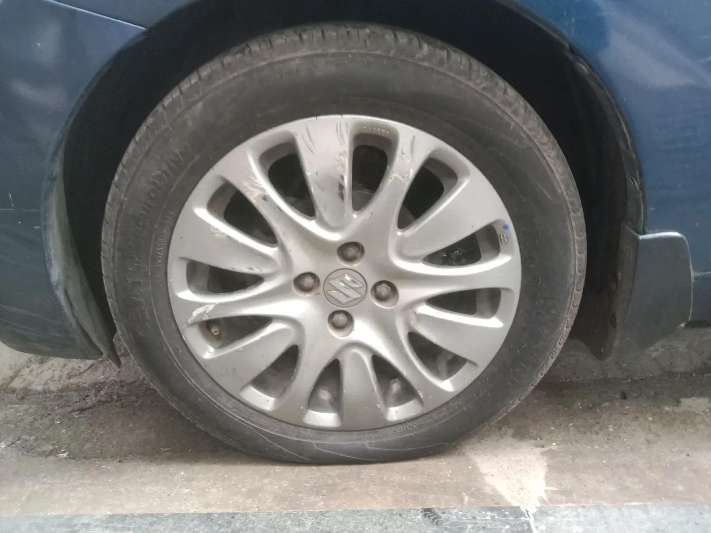 2017 Maruti Baleno ALPHA CVT PETROL 1.2, Petrol, Automatic, 83,011 km, tyre
