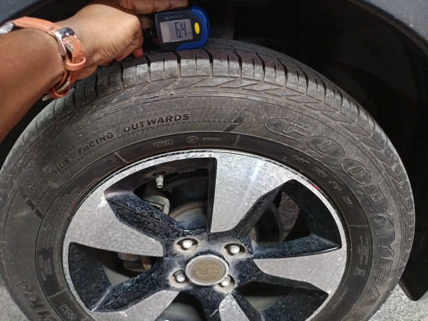 2018 Tata NEXON XZA PLUS PETROL, Petrol, Automatic, 23,987 km, tyre