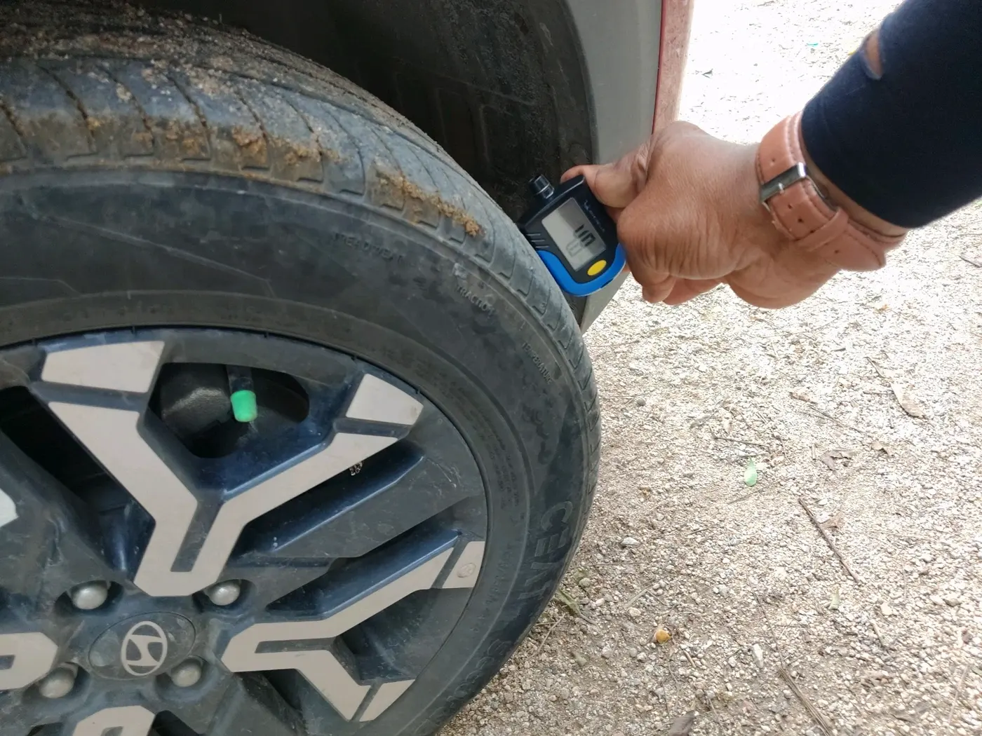 2023 Hyundai EXTER SX(O) CONNECT 1.2 AMT, Petrol, Automatic, 30,686 km, tyre