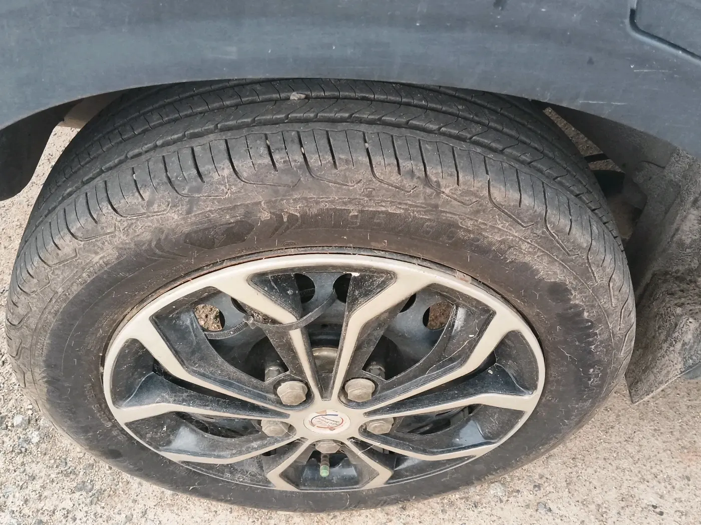 2023 Tata NEXON PURE 1.2 PETROL, Petrol, Manual, 4,779 km, tyre