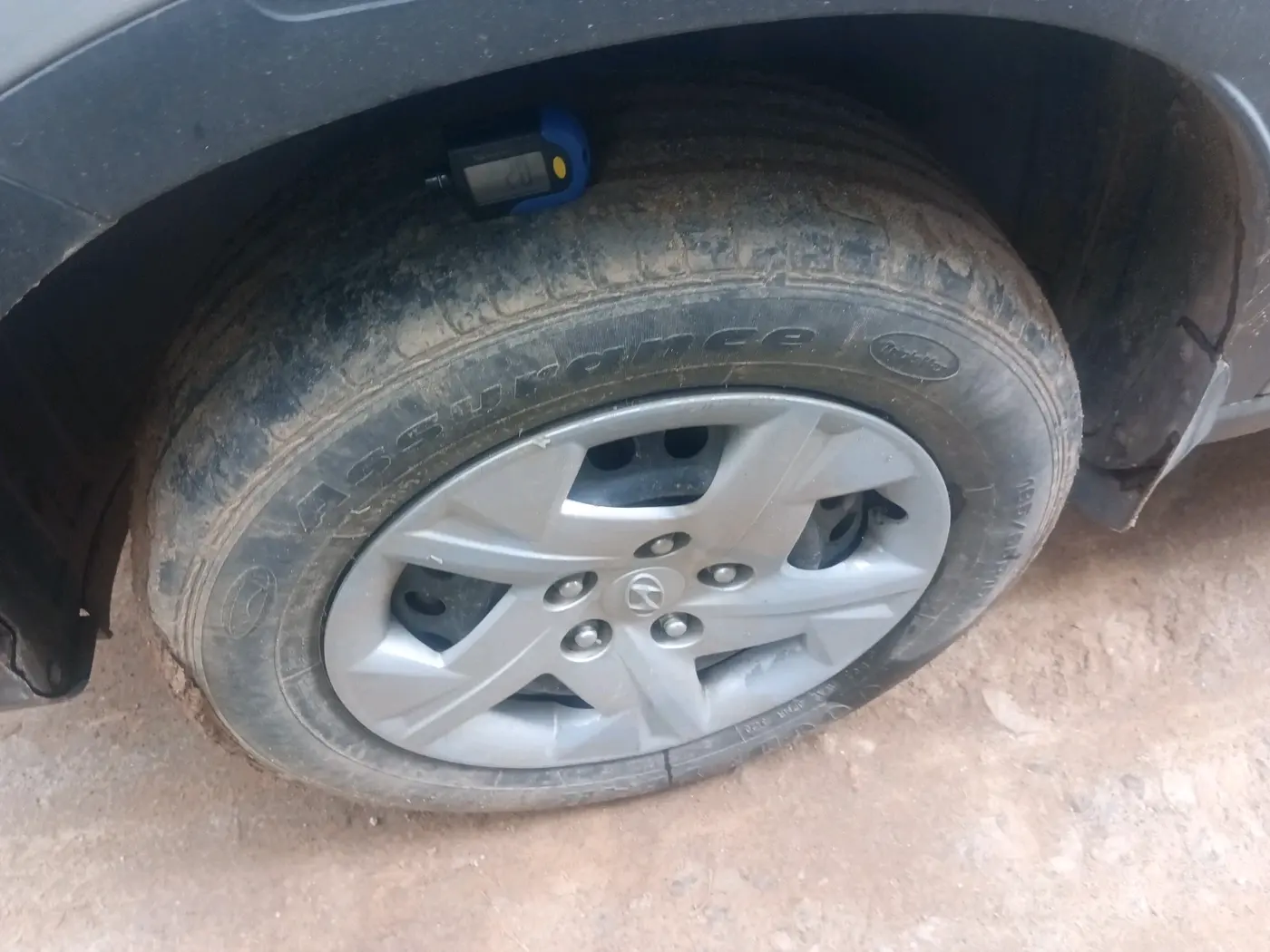 2020 Hyundai VENUE S 1.2, Petrol, Manual, 43,167 km, tyre
