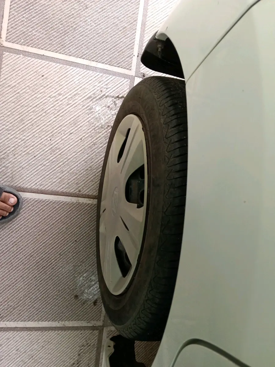 2012 Maruti Wagon R 1.0 VXI, Petrol, Manual, 26,753 km, tyre