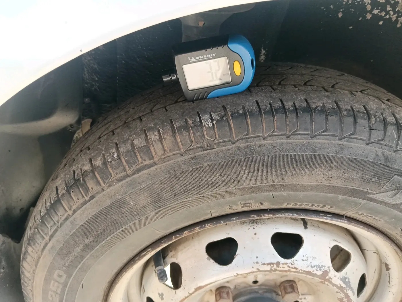 2015 Tata Indica EV2 LS, Diesel, Manual, 1,23,191 km, tyre
