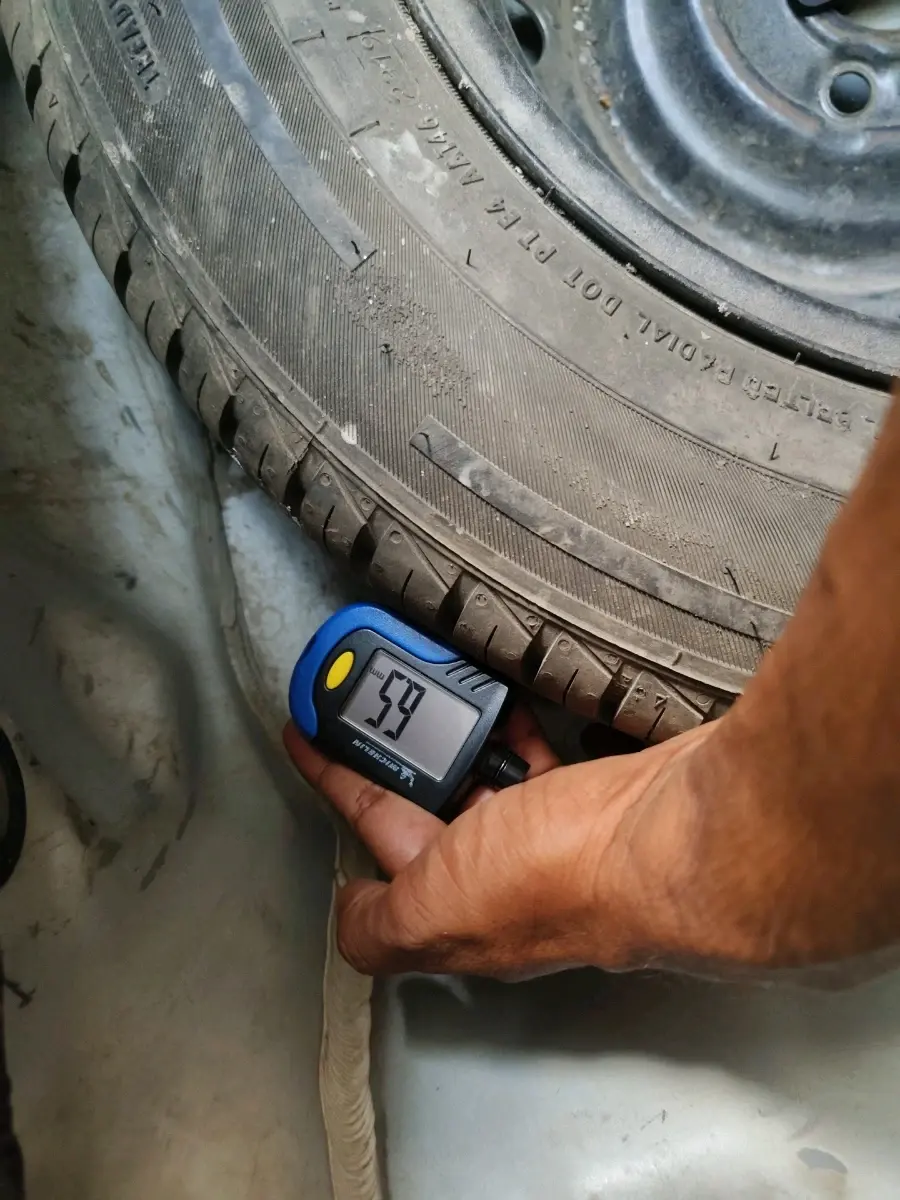 2019 Hyundai NEW SANTRO MAGNA, Petrol, Manual, 79,731 km, tyre
