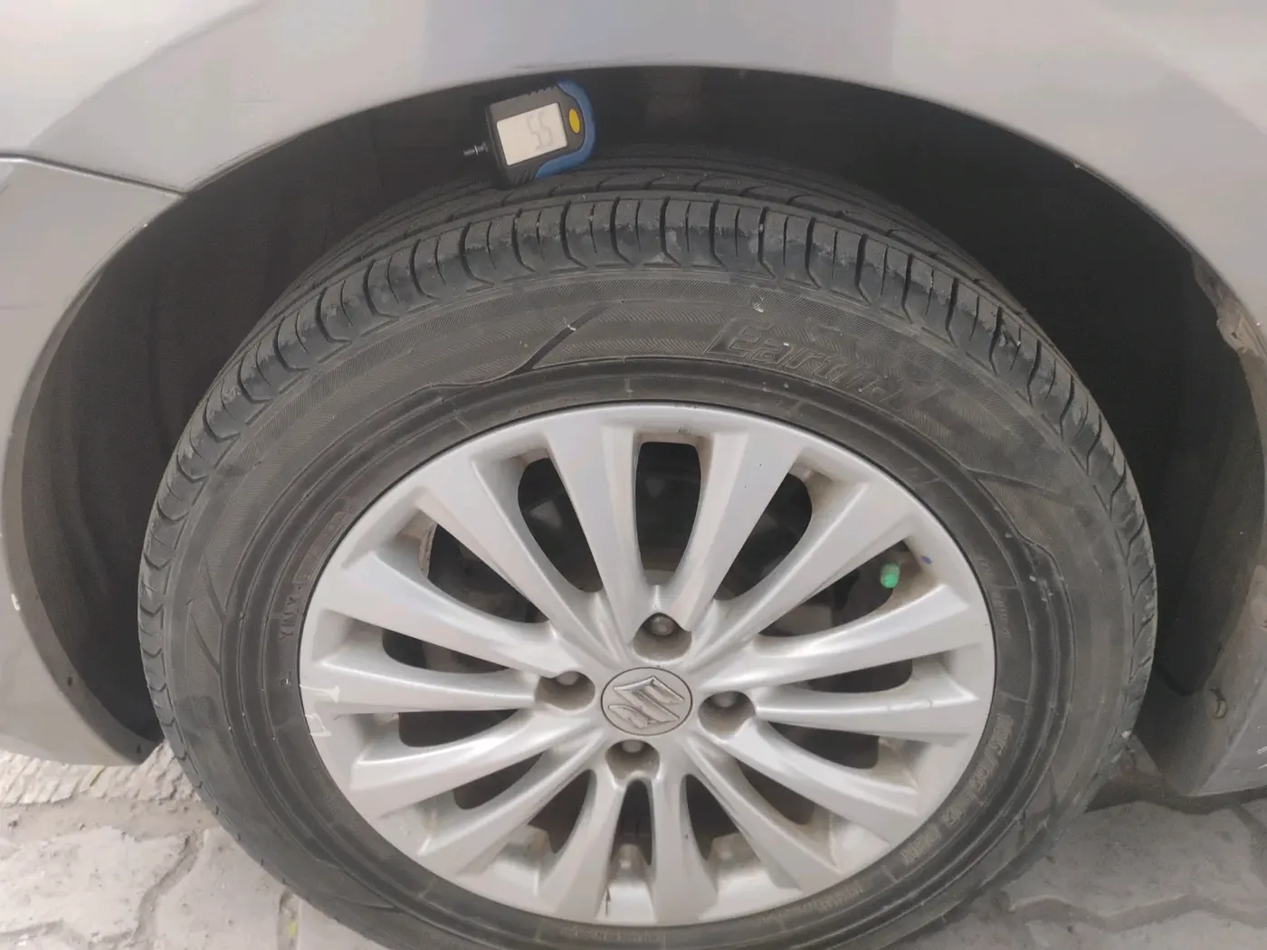2016 Maruti Ciaz ZXI, Petrol, Manual, 2,08,246 km, tyre