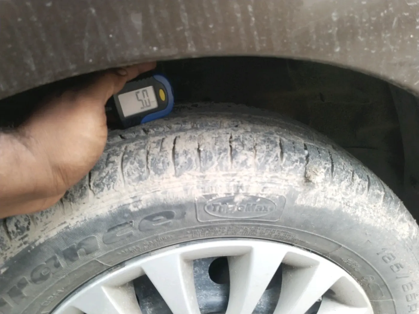 2016 Maruti Ciaz VXI+, Petrol, Manual, 26,839 km, tyre