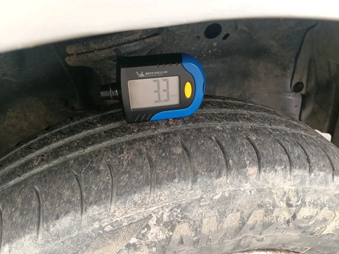 2016 Maruti Wagon R 1.0 LXI CNG, CNG, Manual, 99,945 km, tyre