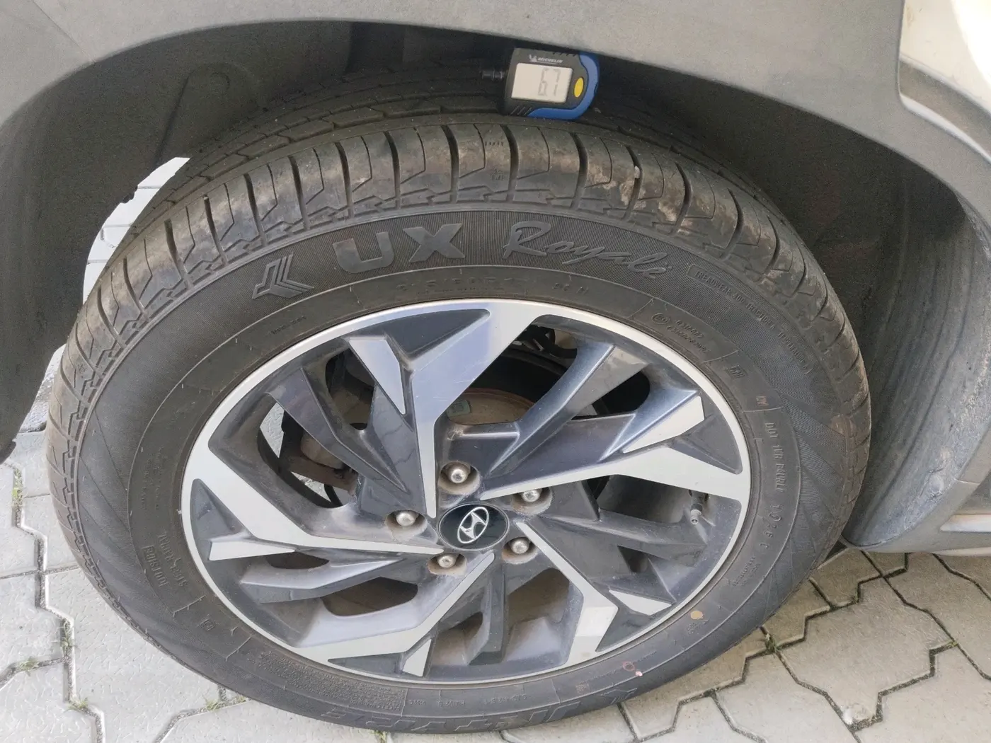2023 Hyundai Creta SX (O) IVT 1.5 PETROL, Petrol, Automatic, 81,001 km, tyre