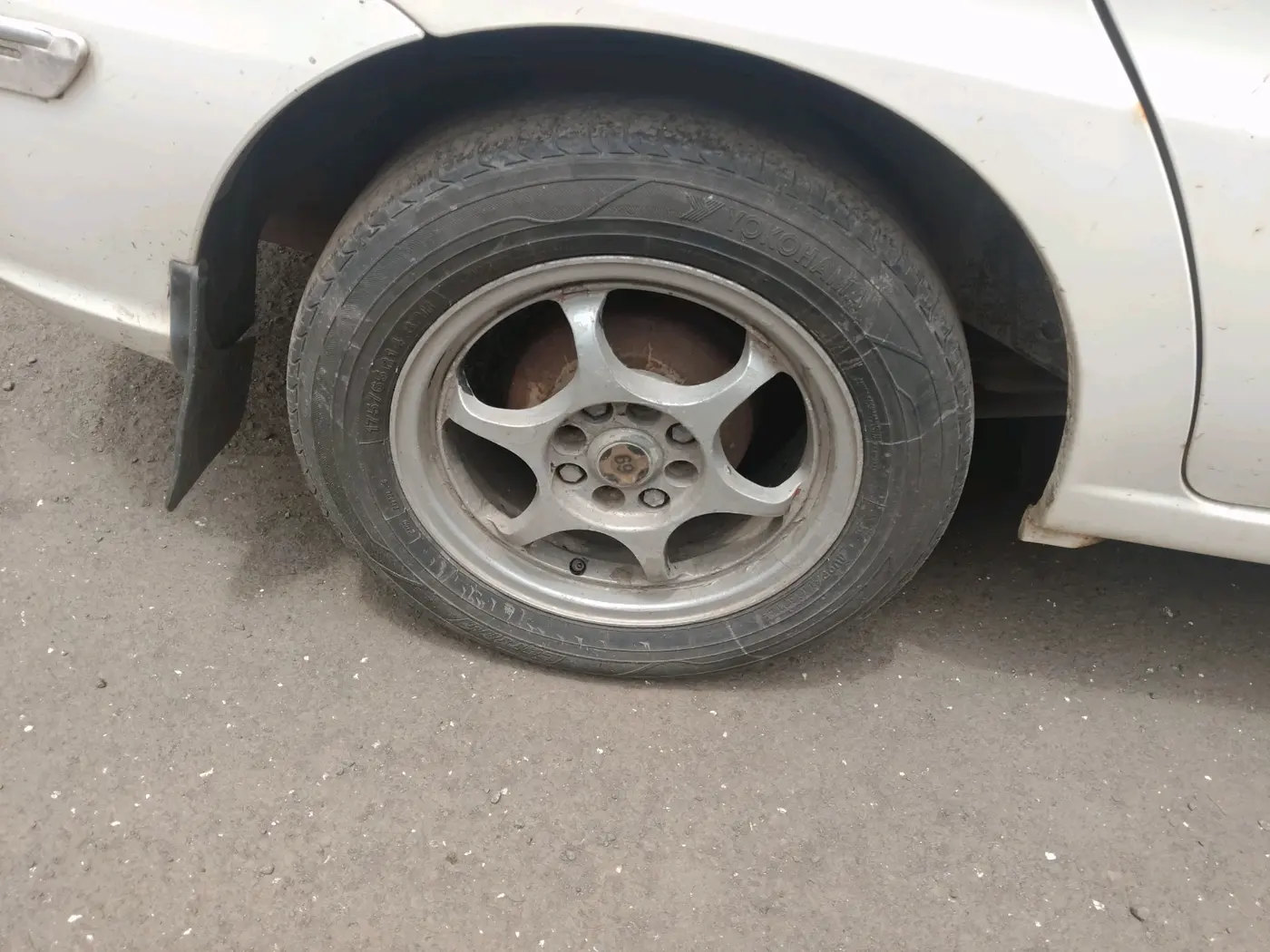 2012 Tata Indigo ECS GLS, Petrol, Manual, 45,523 km, tyre