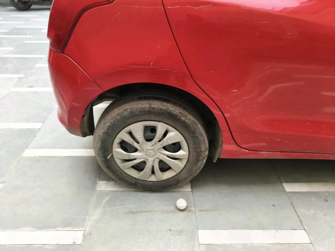 2019 Maruti Swift VDI, Diesel, Manual, 99,759 km, tyre