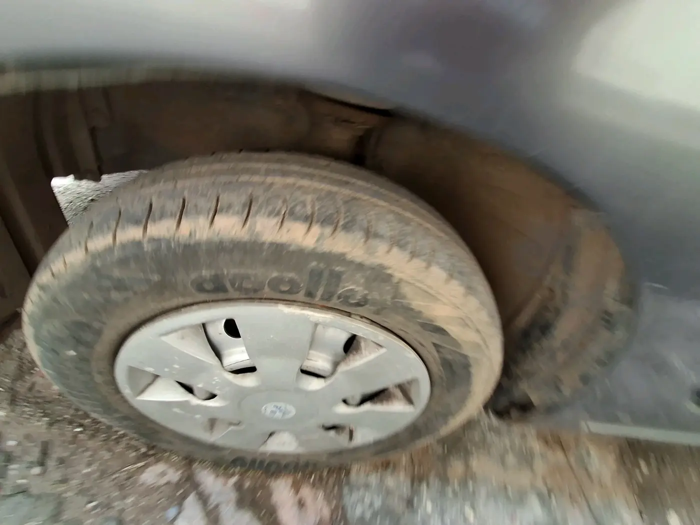 2014 Maruti Wagon R 1.0 LXI CNG, CNG, Manual, 1,32,475 km, tyre