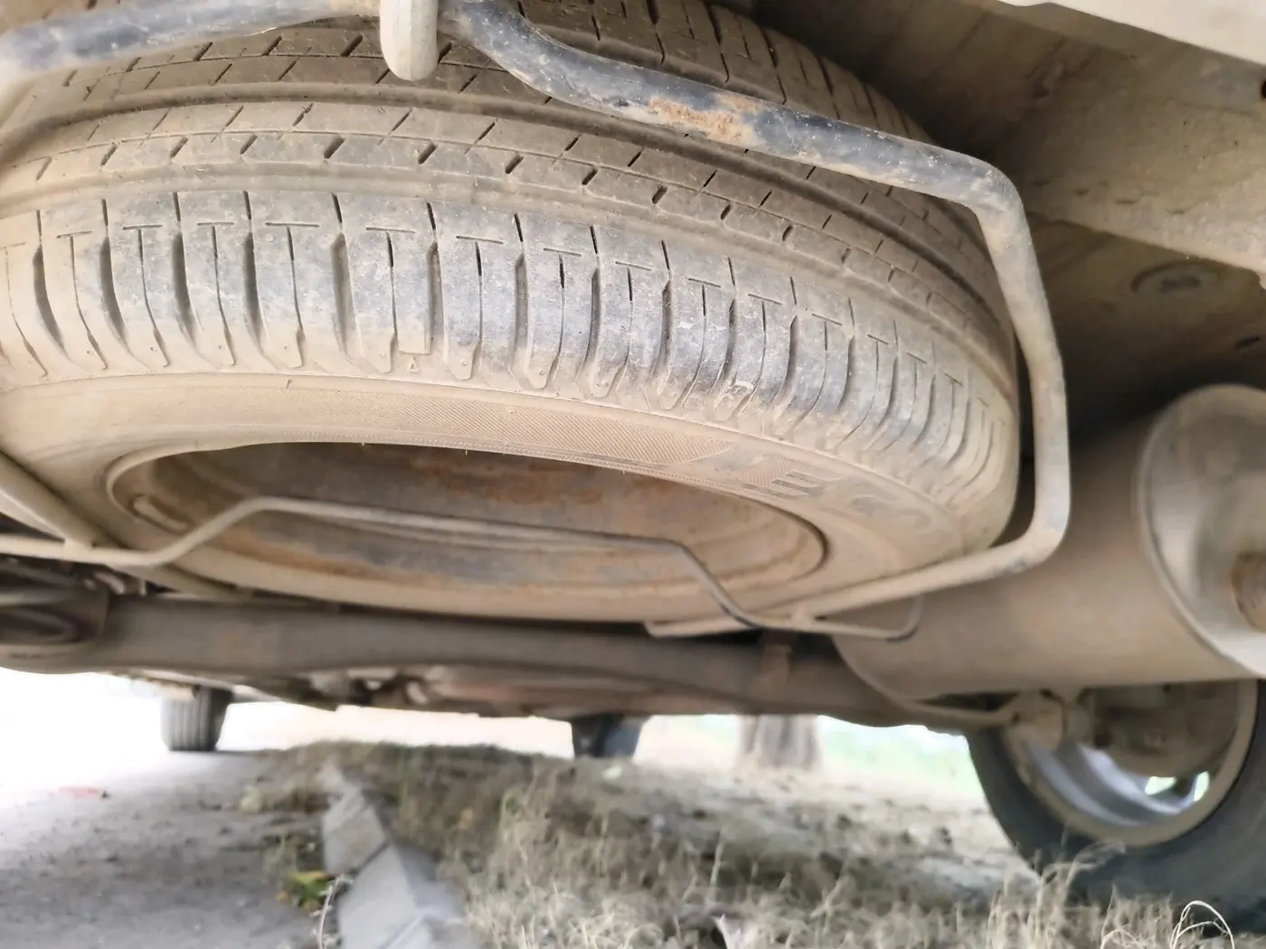 2020 Maruti XL6 ZETA MT, Petrol, Manual, 82,683 km, tyre