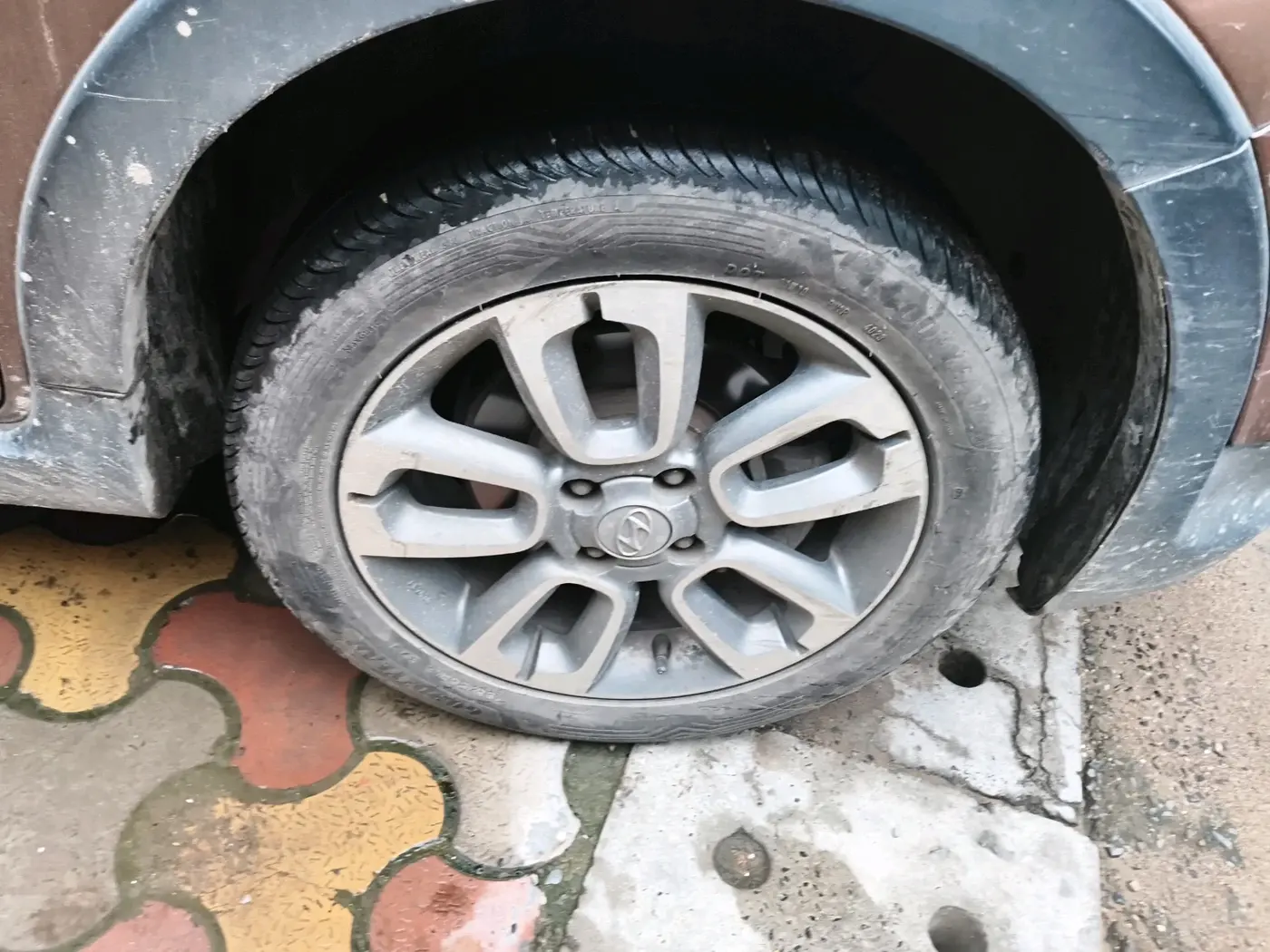 2017 Hyundai i20 Active 1.2 S, Petrol, Manual, 1,86,641 km, tyre