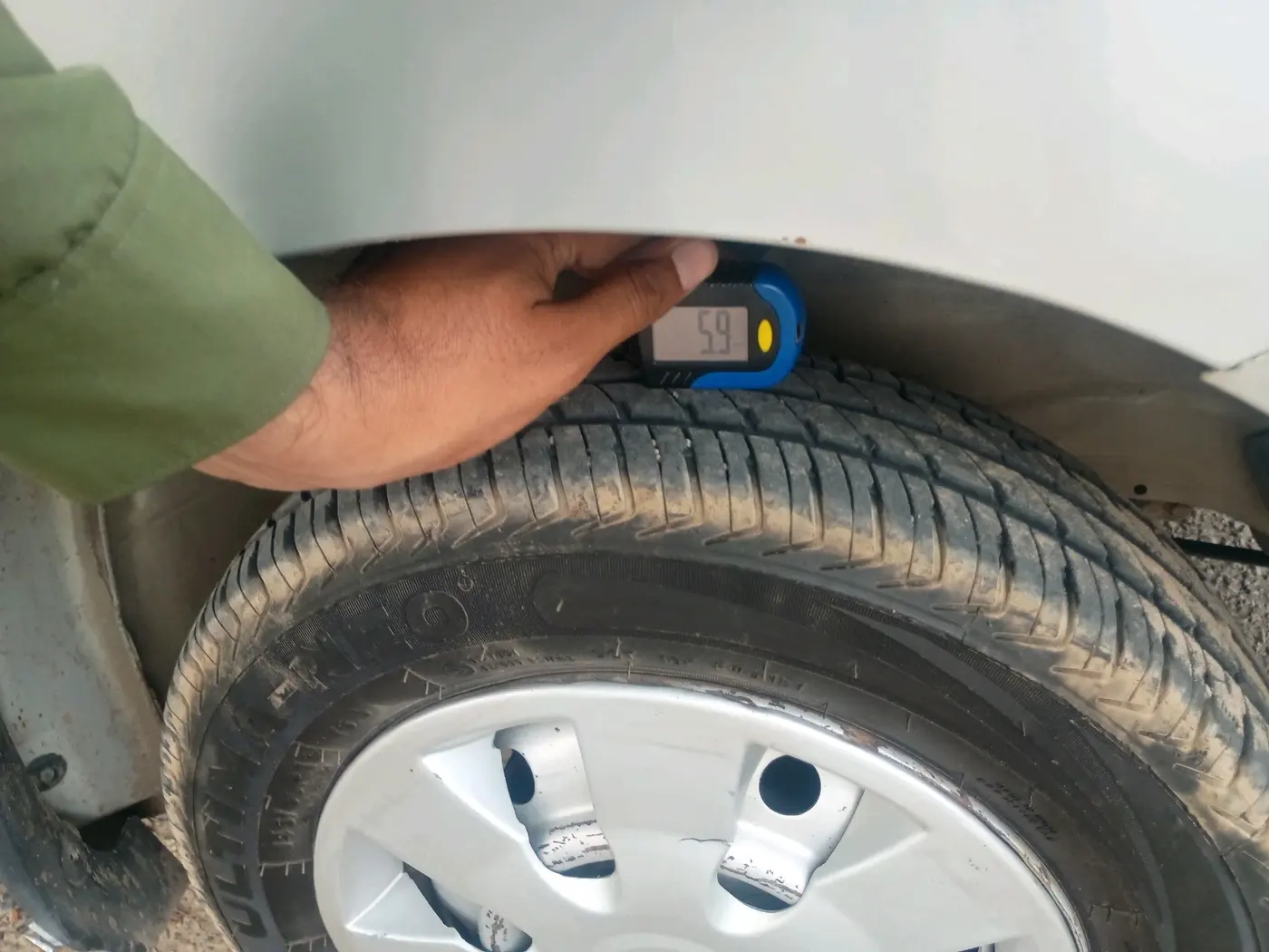 2016 Maruti Wagon R 1.0 LXI CNG, CNG, Manual, 82,955 km, tyre