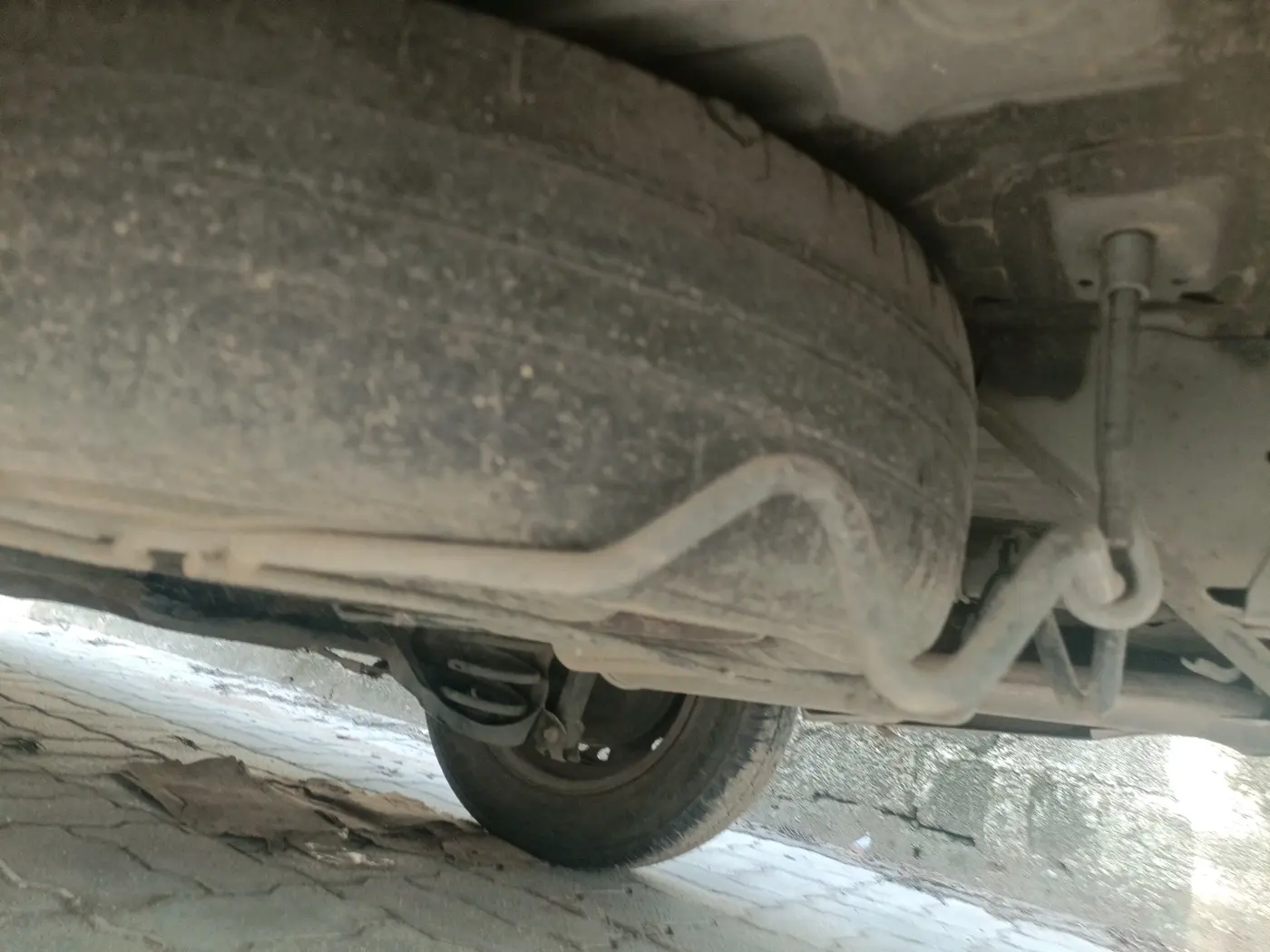 2014 Honda Mobilio 1.5L I-DTEC S, Diesel, Manual, 1,71,399 km, tyre