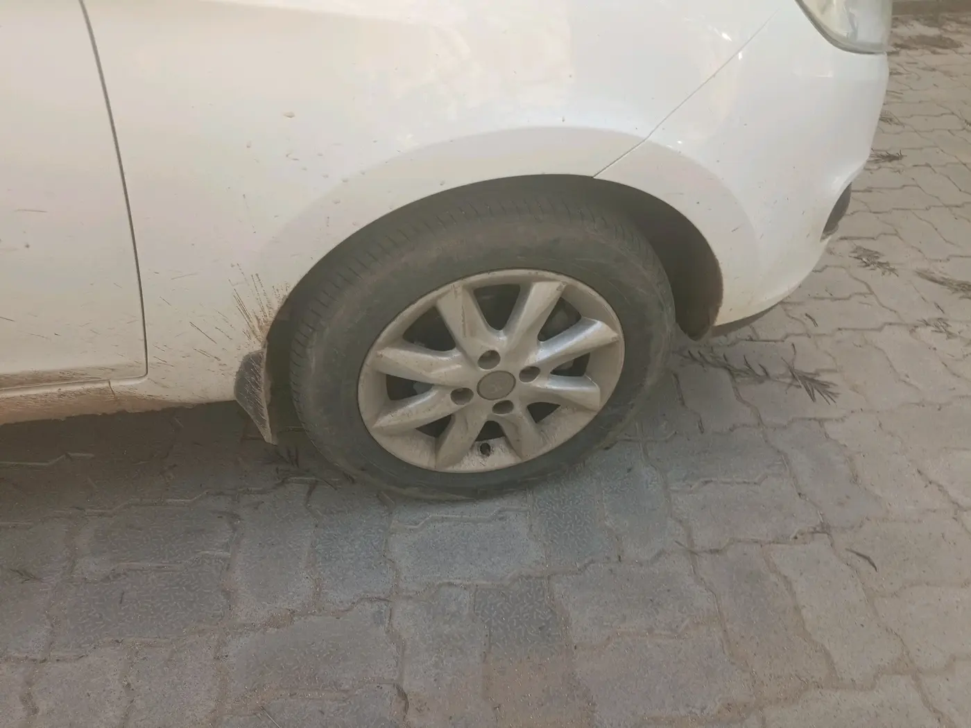 2020 Tata Zest XTA F-TRONIC DIESEL, Diesel, Automatic, 1,22,859 km, tyre
