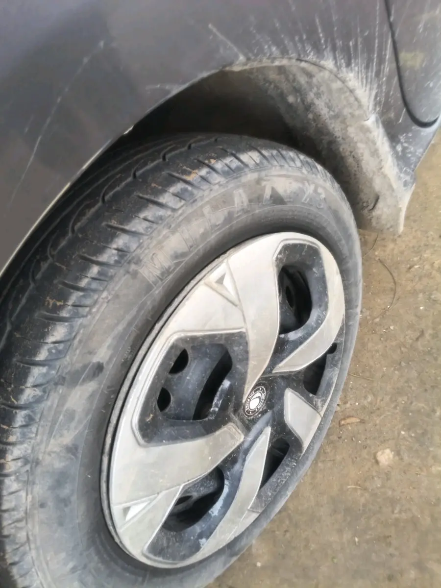 2014 Honda City 1.5L I-DTEC SV, Diesel, Manual, 87,123 km, tyre