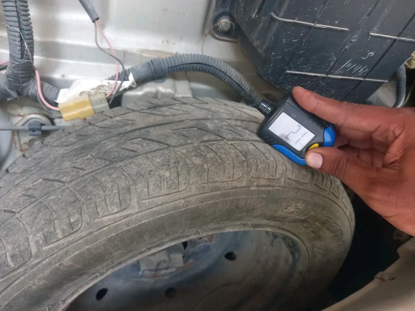 2011 Tata Nano CX, Petrol, Manual, 45,000 km, tyre