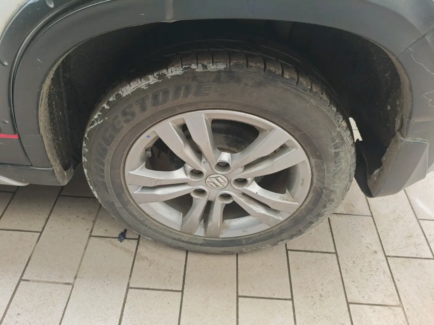 2016 Maruti Vitara Brezza VDI, Diesel, Manual, 1,36,986 km, tyre