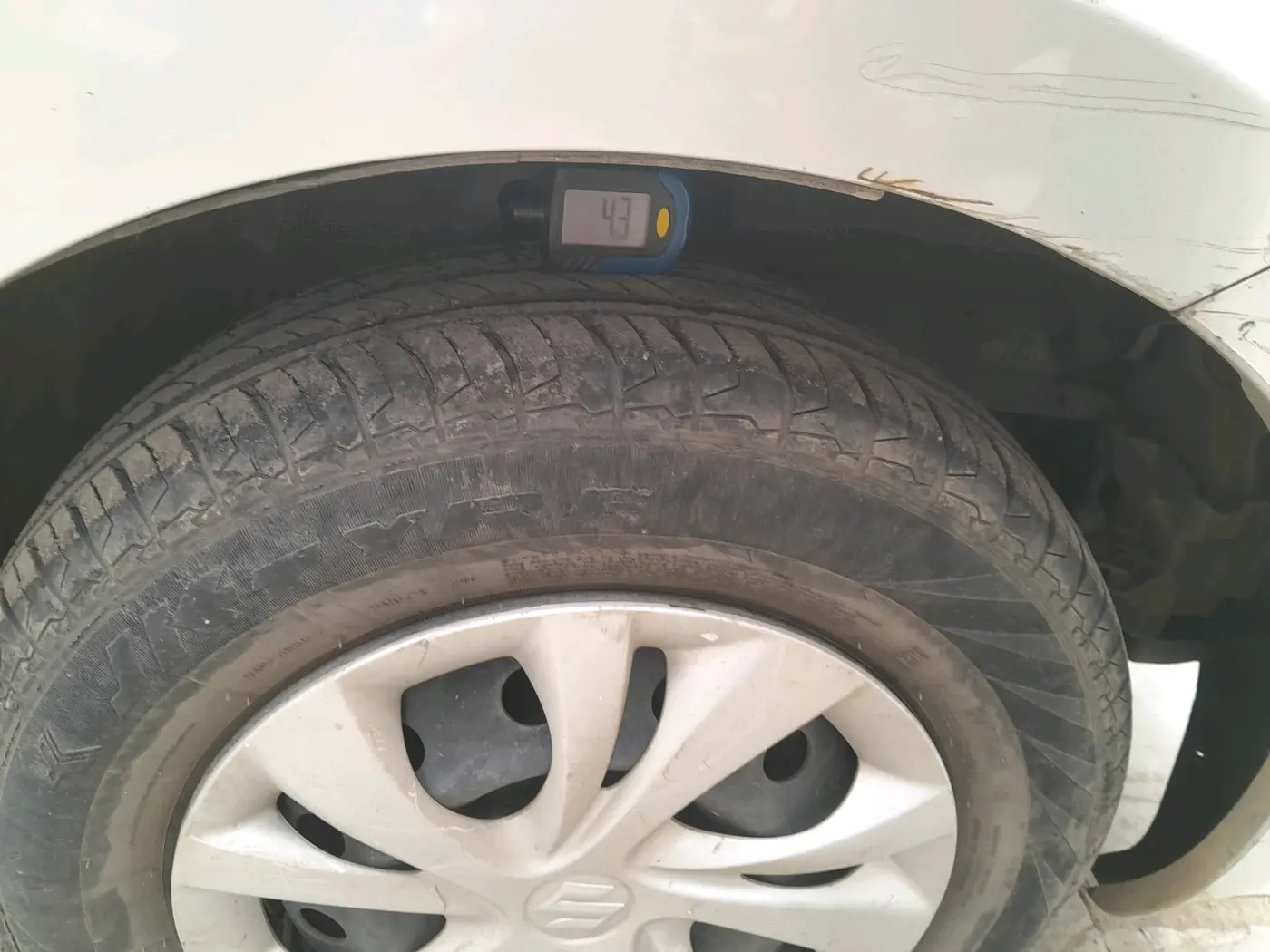 2021 Maruti Swift VXI, Petrol, Manual, 25,305 km, tyre