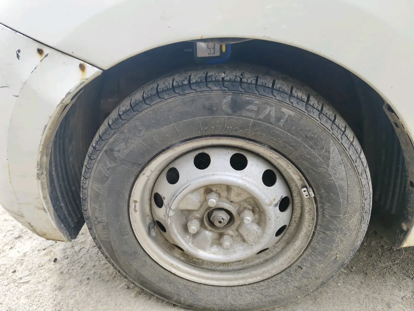 2015 Hyundai Eon D-LITE+, Petrol, Manual, 56,833 km, tyre