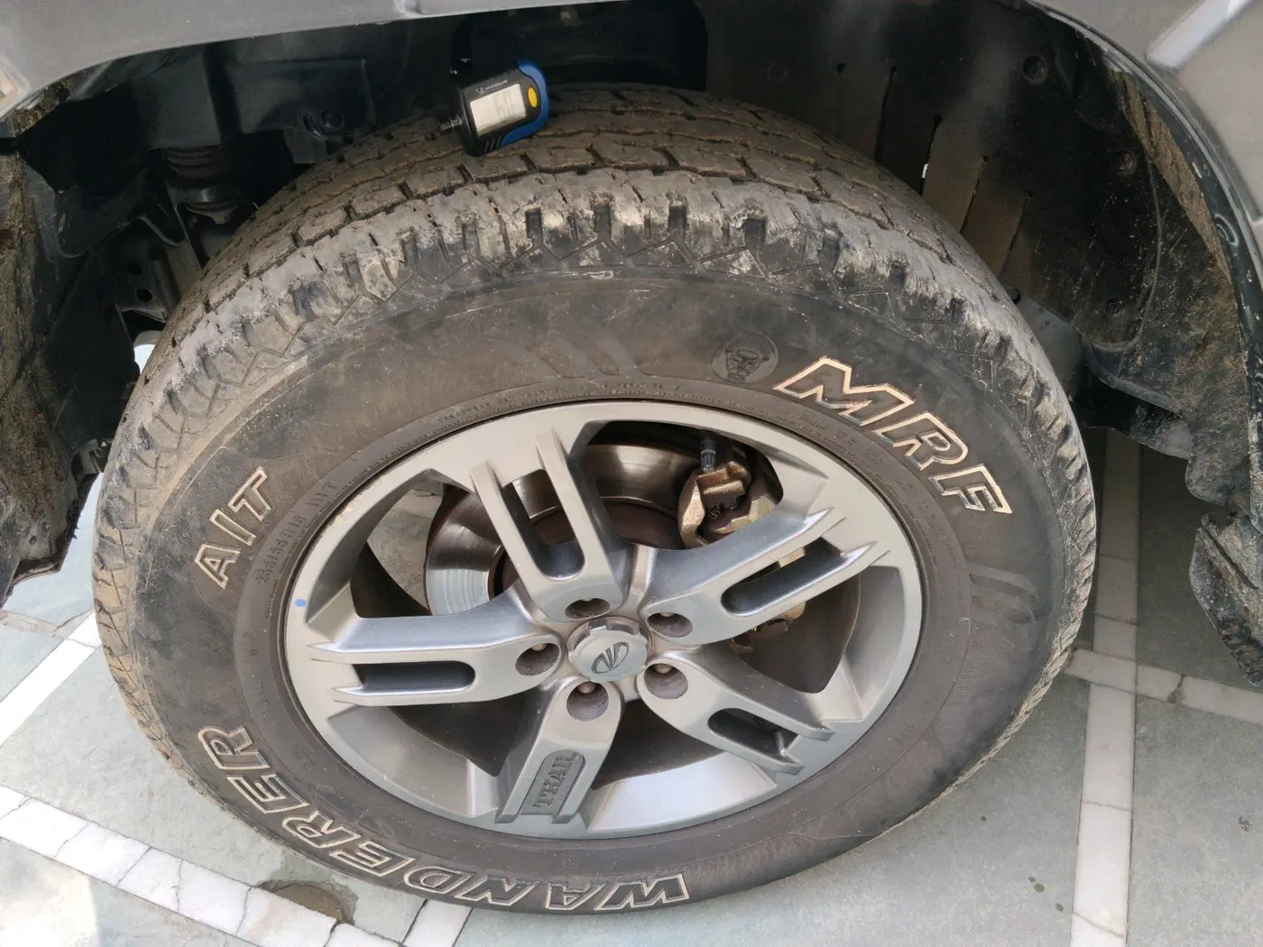 2021 Mahindra Thar LX D AT 4WD HT, Diesel, Automatic, 40,597 km, tyre