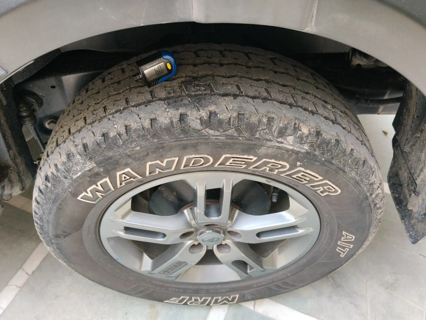 2021 Mahindra Thar LX D AT 4WD HT, Diesel, Automatic, 40,597 km, tyre