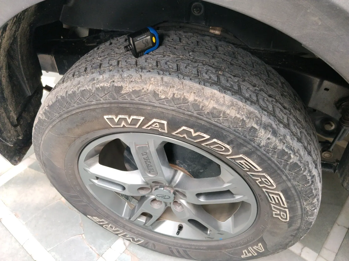 2021 Mahindra Thar LX D AT 4WD HT, Diesel, Automatic, 40,597 km, tyre