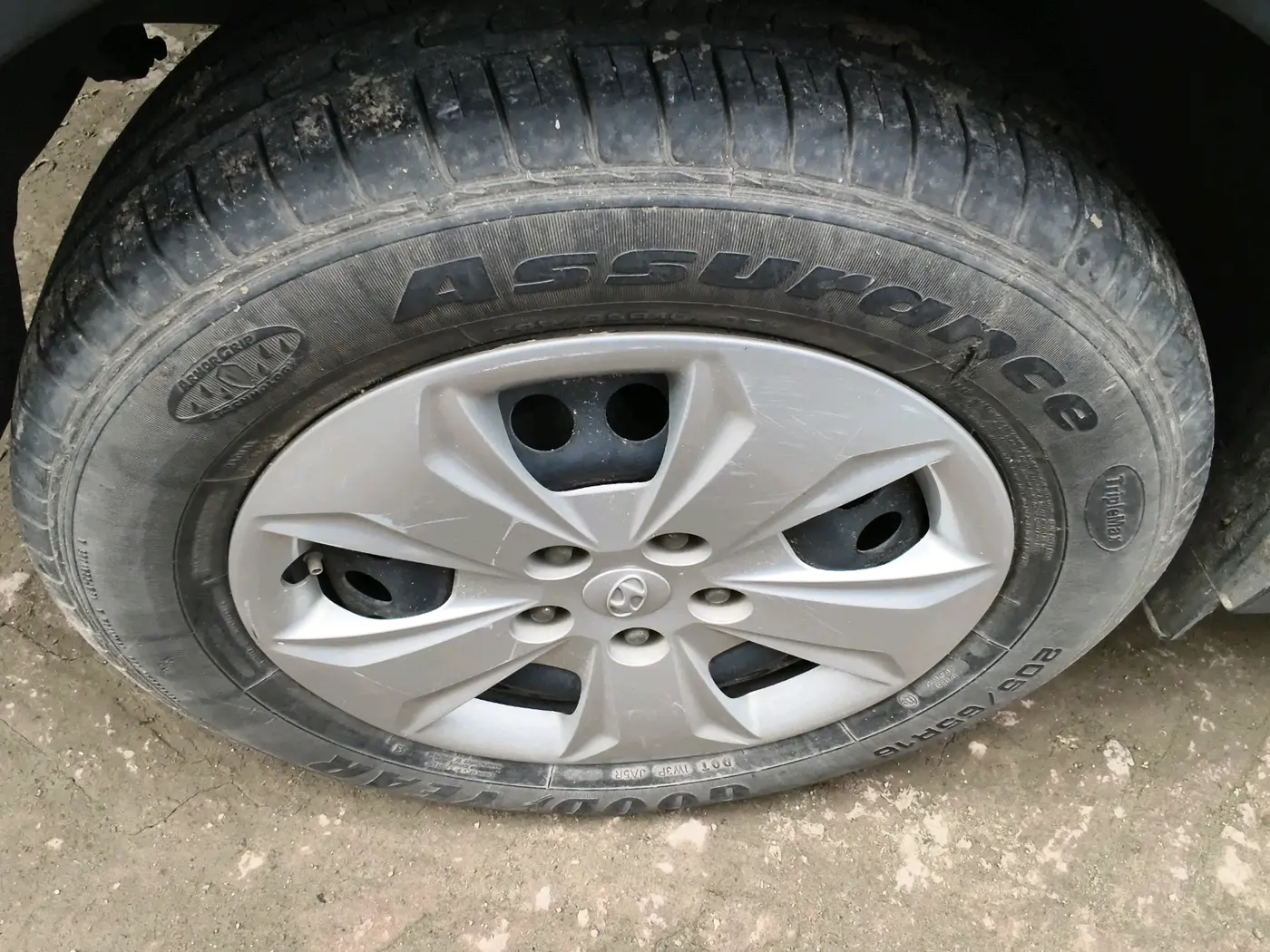 2015 Hyundai Creta S 1.6 PETROL, Petrol, Manual, 26,759 km, tyre