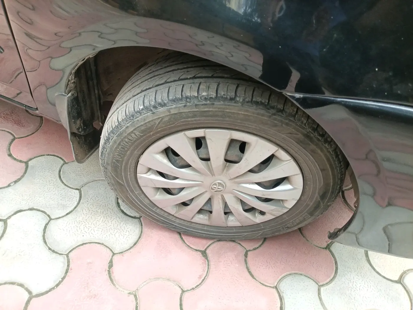 2011 Toyota Etios G, Petrol, Manual, 22,809 km, tyre