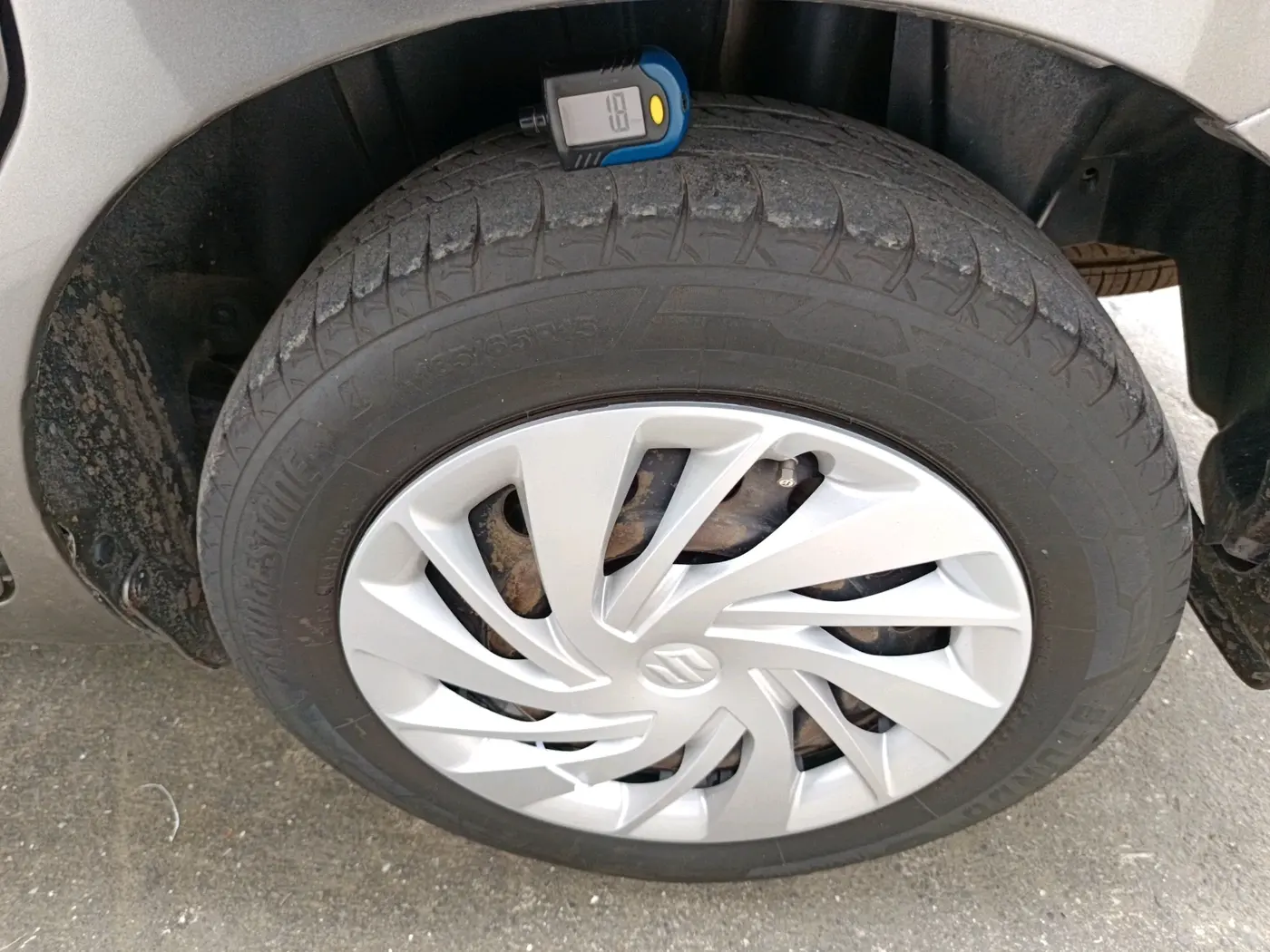2022 Maruti Ertiga VXI CNG, CNG, Manual, 1,23,591 km, tyre