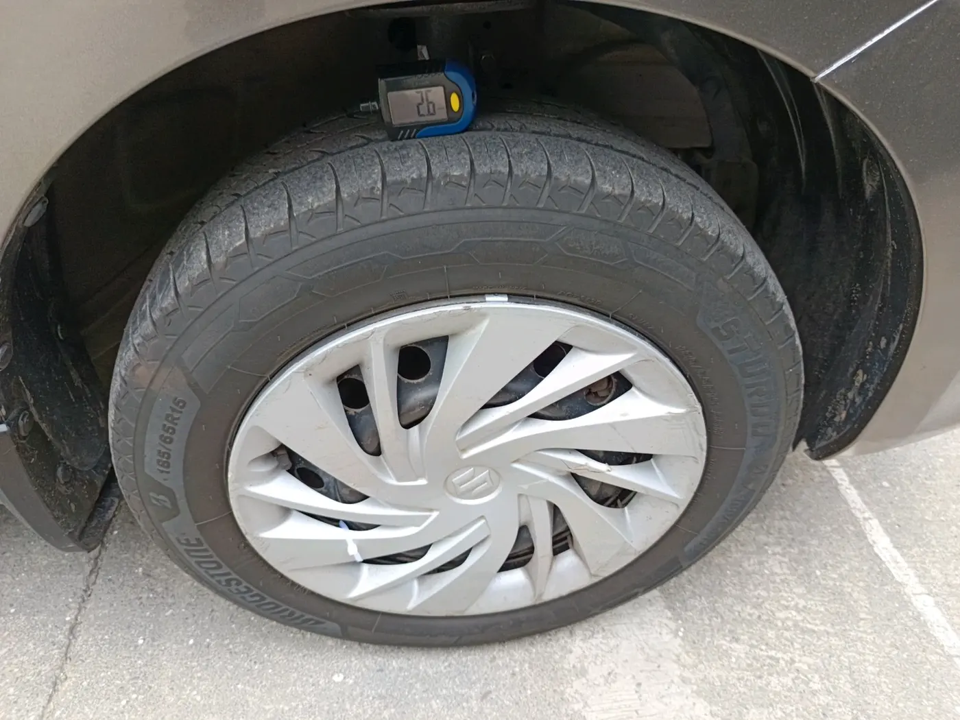 2022 Maruti Ertiga VXI CNG, CNG, Manual, 1,23,591 km, tyre
