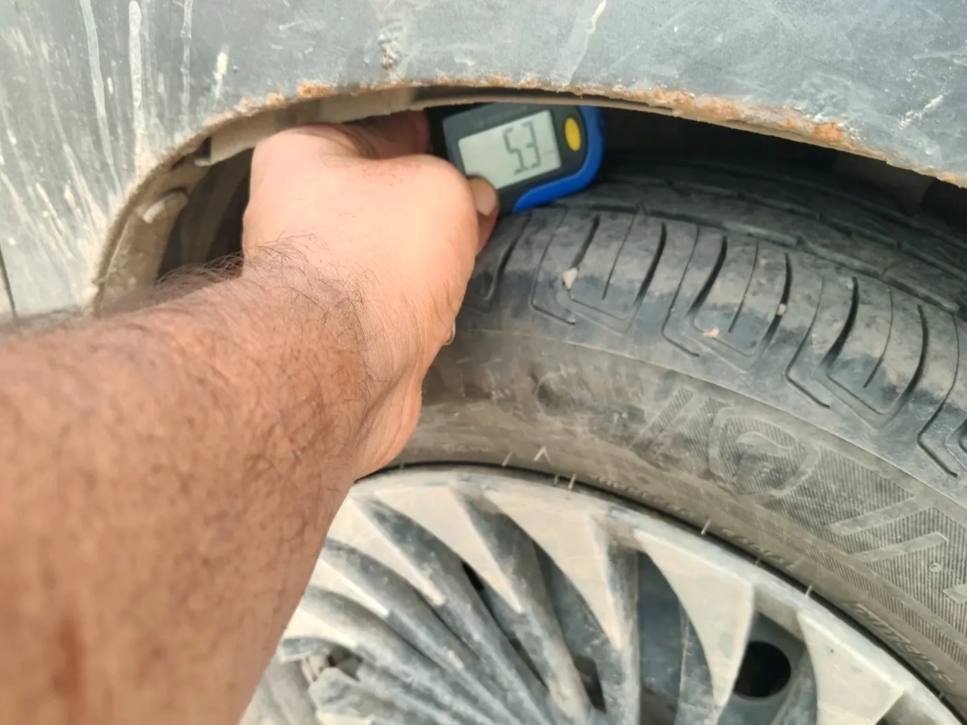 2016 Maruti Wagon R 1.0 LXI CNG, CNG, Manual, 1,70,611 km, tyre