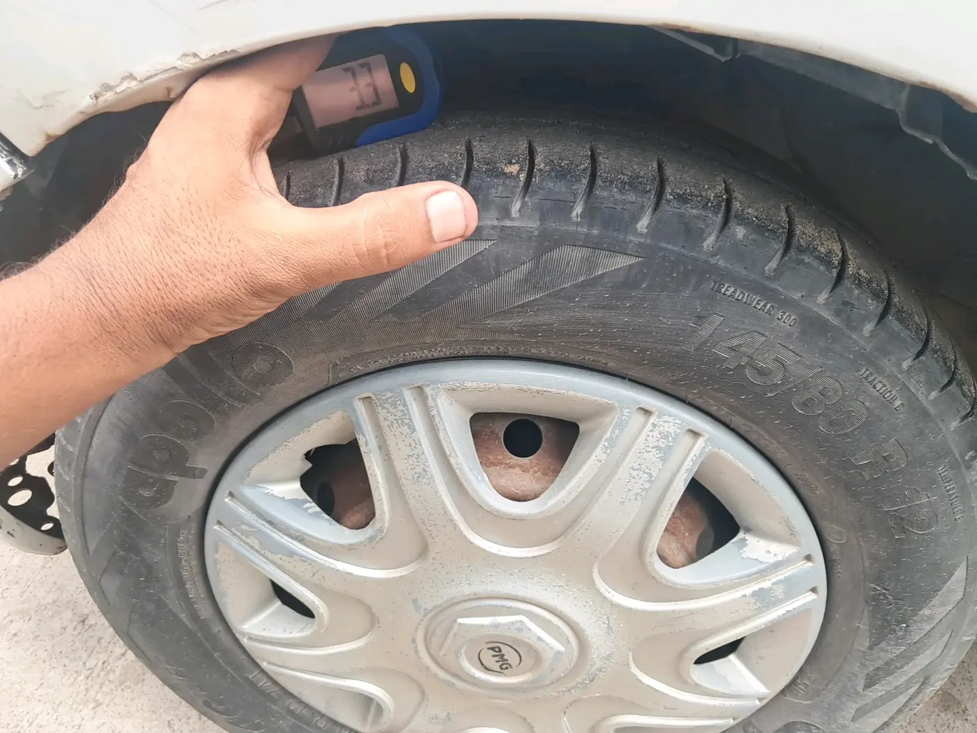 2014 Maruti Alto 800 LXI, Petrol, Manual, 89,598 km, tyre