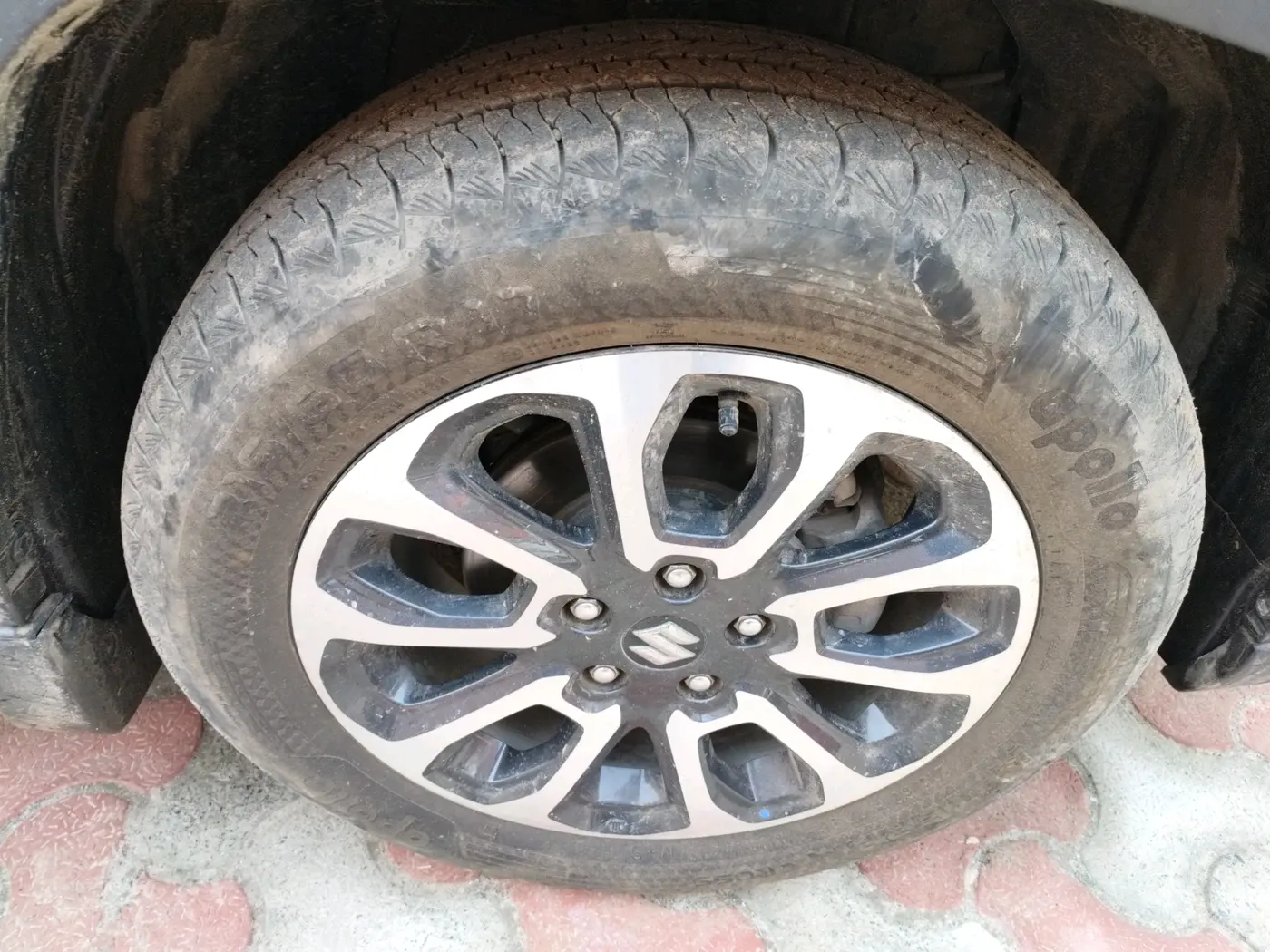 2024 Maruti Grand Vitara ZETA SMART HYBRID, Petrol, Manual, 19,257 km, tyre